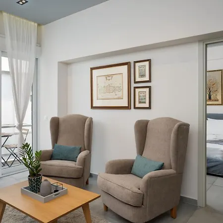Crown Designed Apartments-3